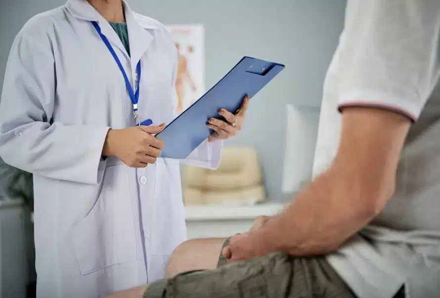 korulmetetes-tajekoztatas-lotusz-medical Orvos-beteg konzultáció körülmetélésről tájékoztatás céljából
